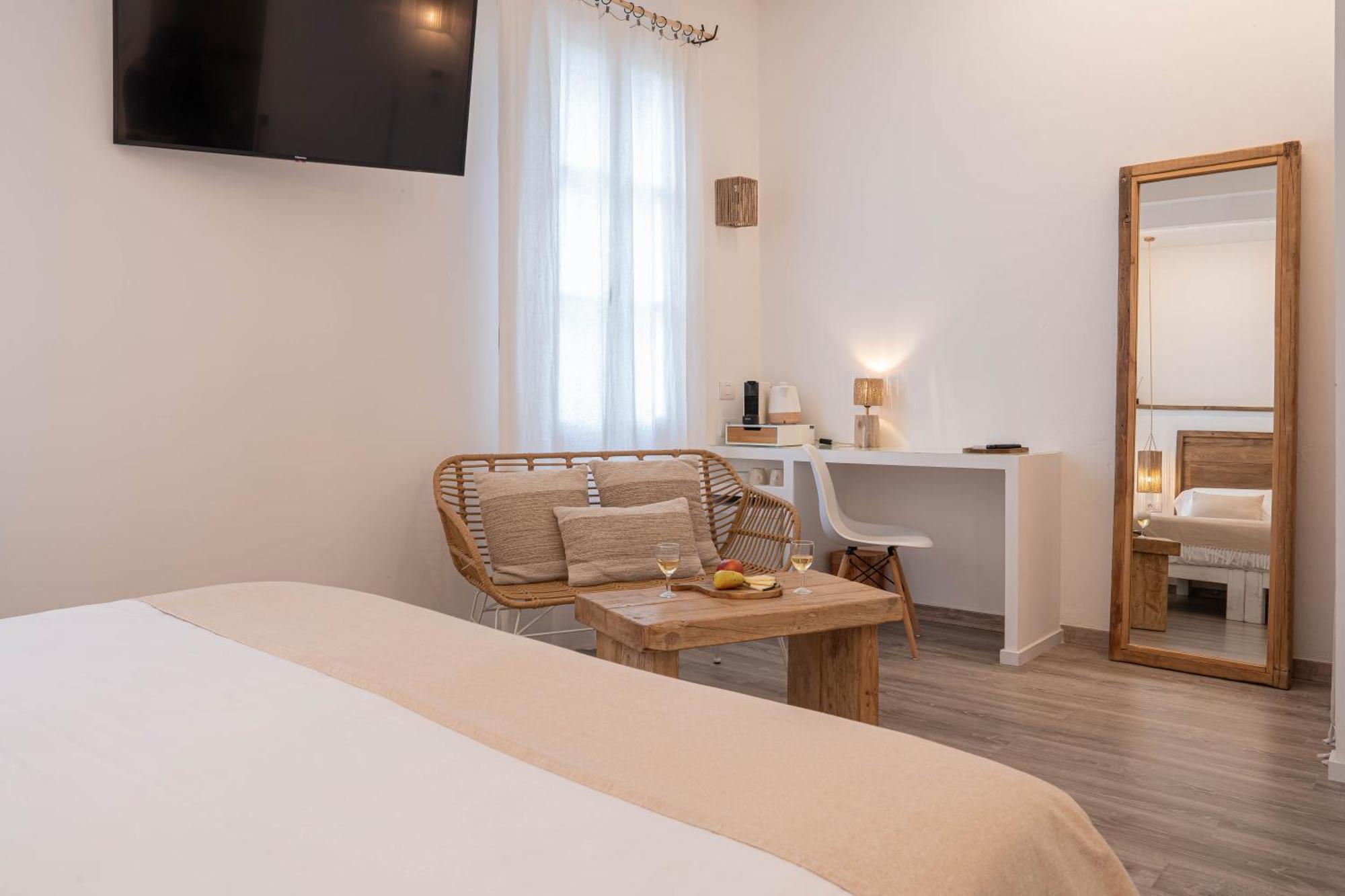 Hotel Los 5 Sentidos Ciutadella  Luaran gambar